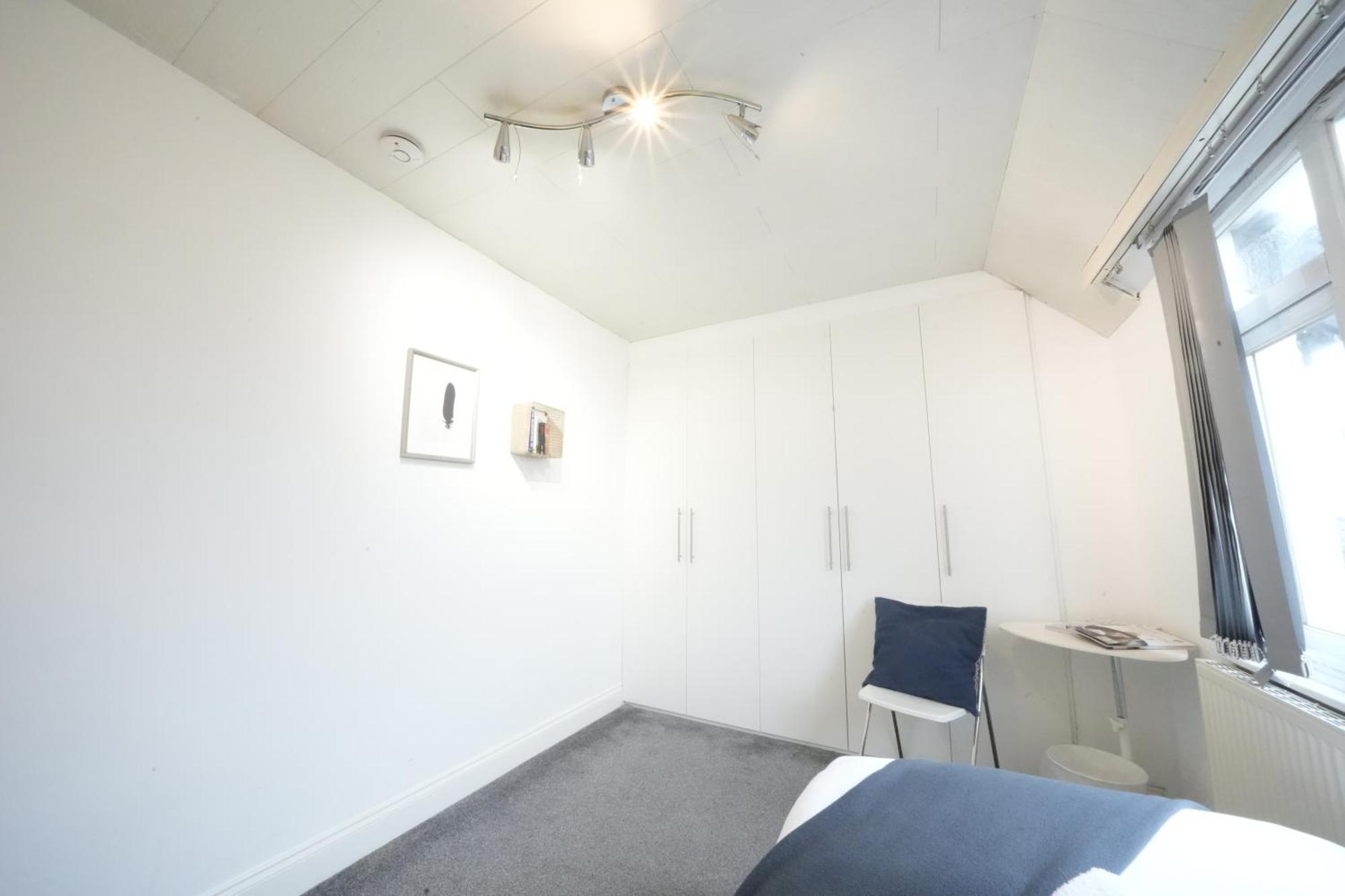 Airport Comfy Stay Harmondsworth Eksteriør billede