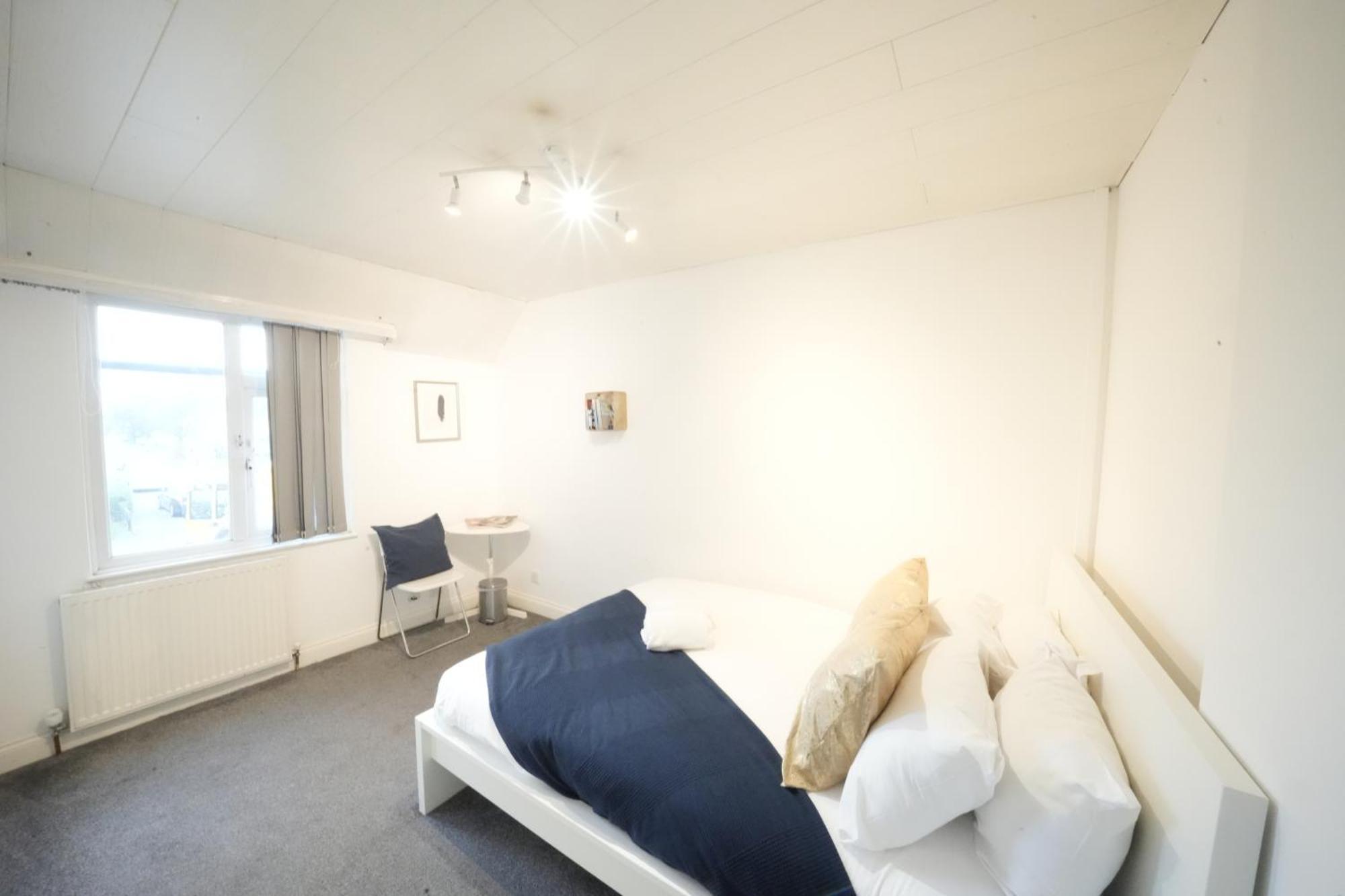 Airport Comfy Stay Harmondsworth Eksteriør billede