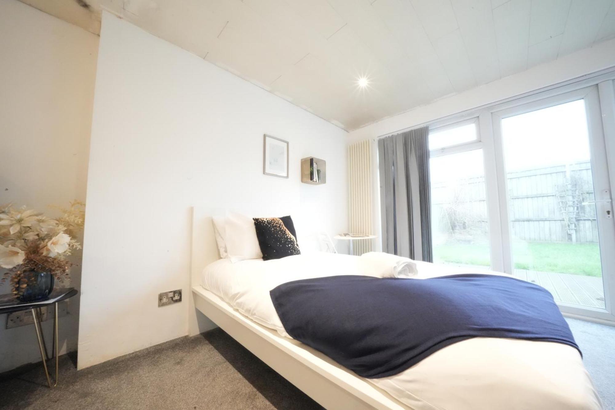 Airport Comfy Stay Harmondsworth Eksteriør billede