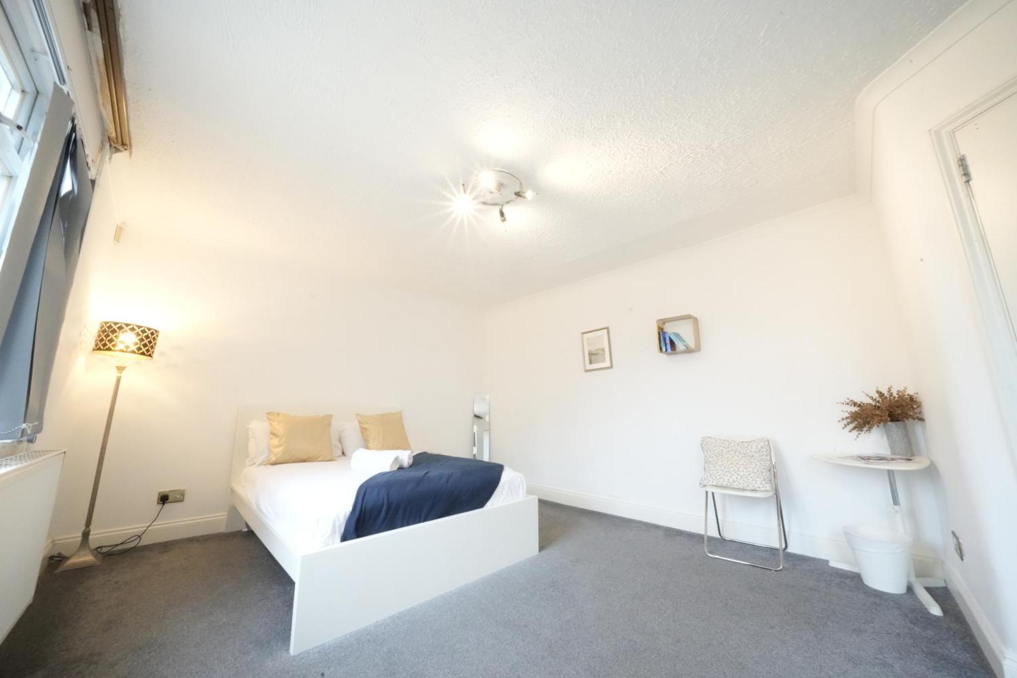 Airport Comfy Stay Harmondsworth Eksteriør billede