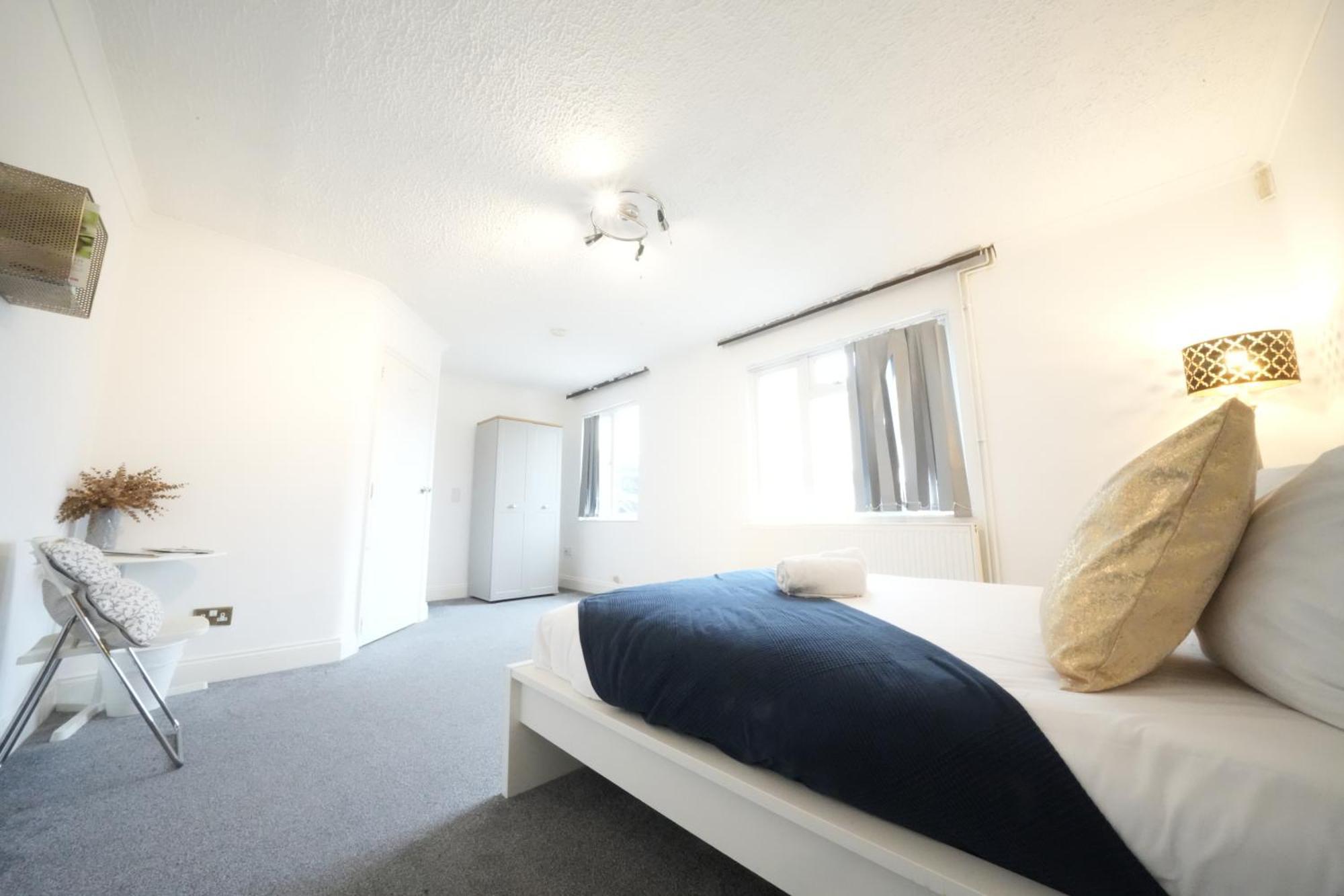 Airport Comfy Stay Harmondsworth Eksteriør billede